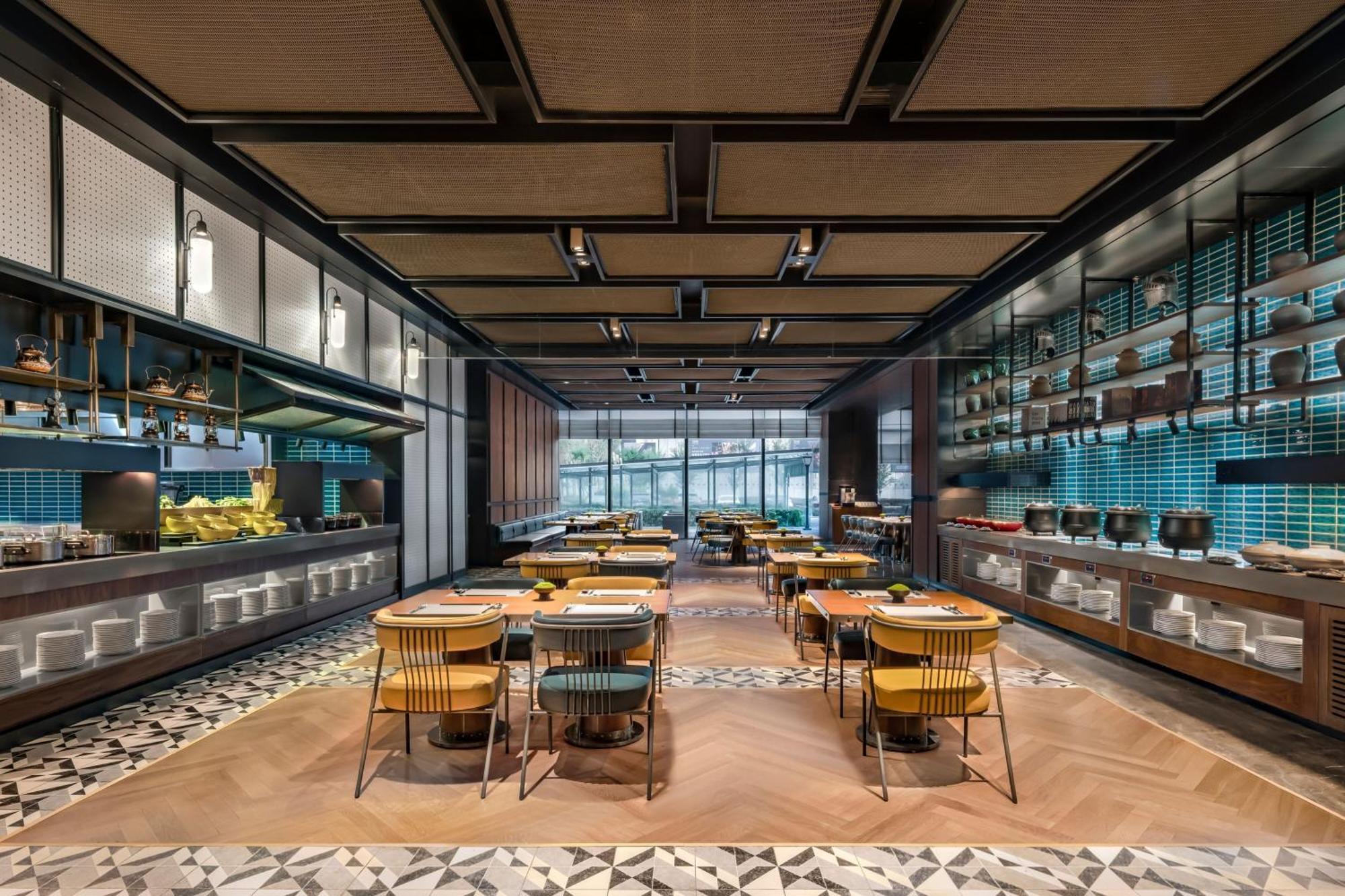 Four Points By Sheraton Hotel 4*